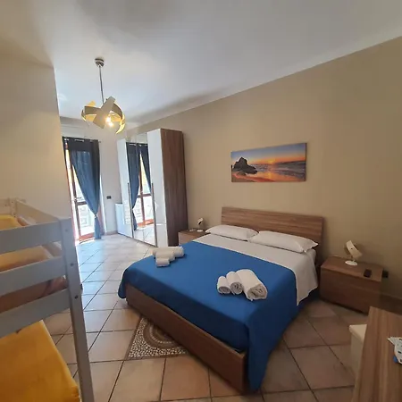 Maison Mael 3*