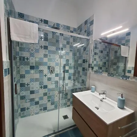 Alojamento de Acomodação e Pequeno-almoço Maison Mael 3*