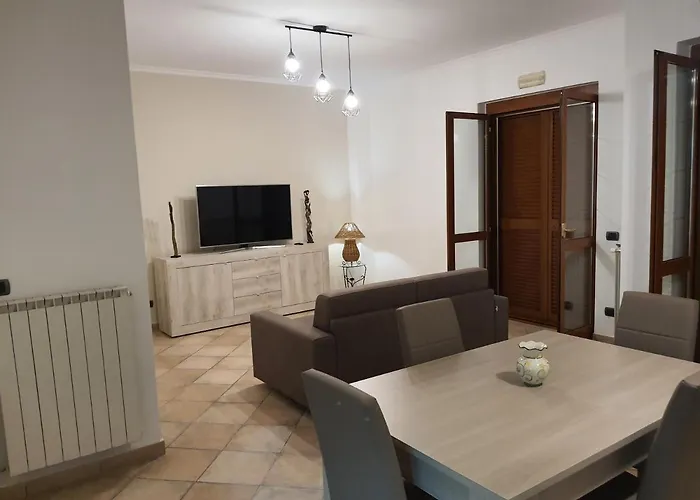 Maison Mael 스카파티